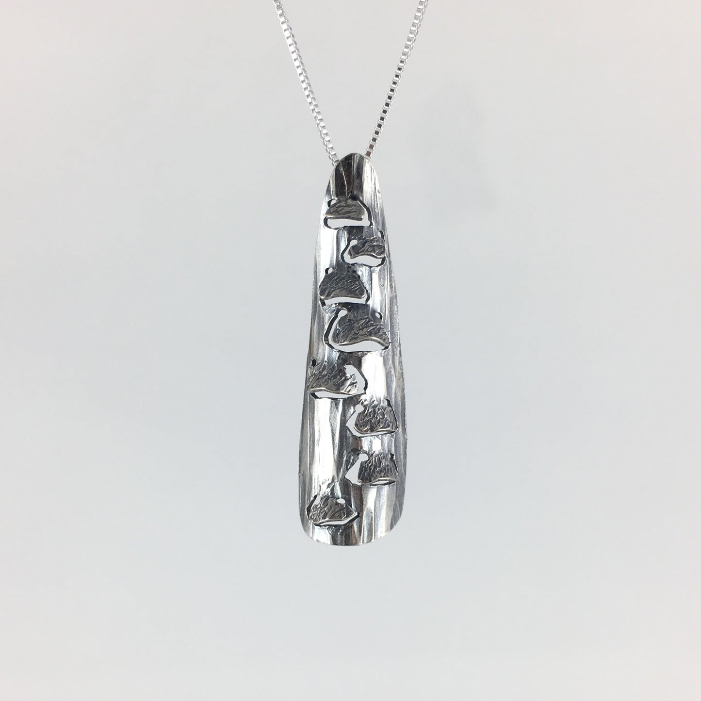 Fairy Shelf Necklace: Silver
